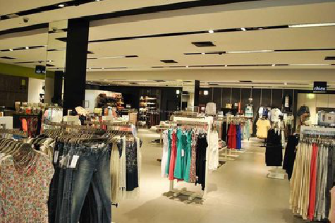 施甸商场里的店面怎么装修?